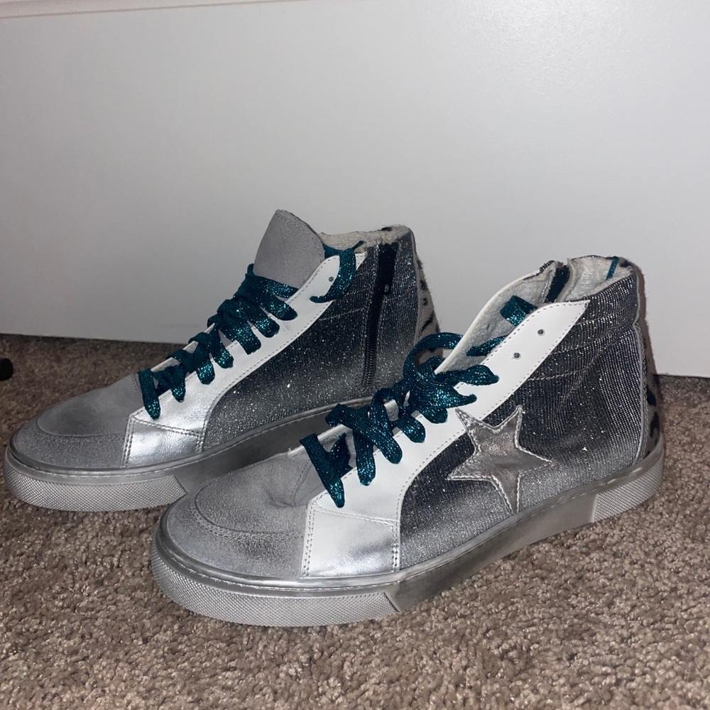 Steve Madden women’s sneaker size 9